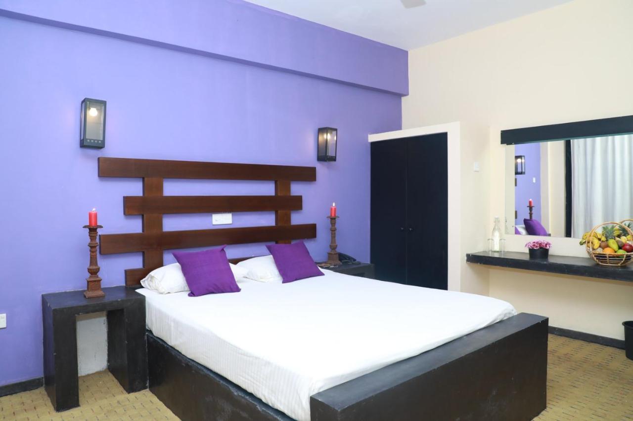 Dampe Resort Piliyandala Kültér fotó