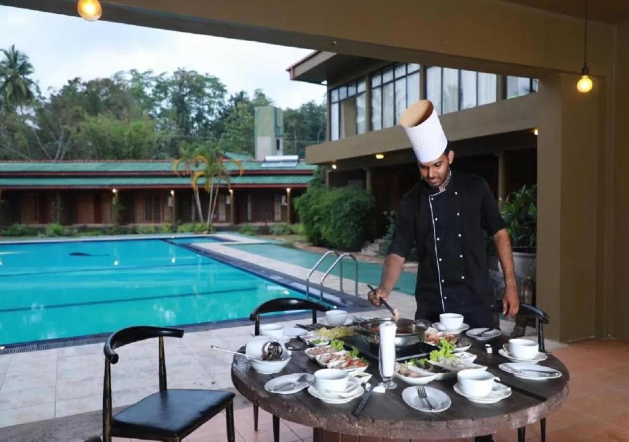 Dampe Resort Piliyandala Kültér fotó